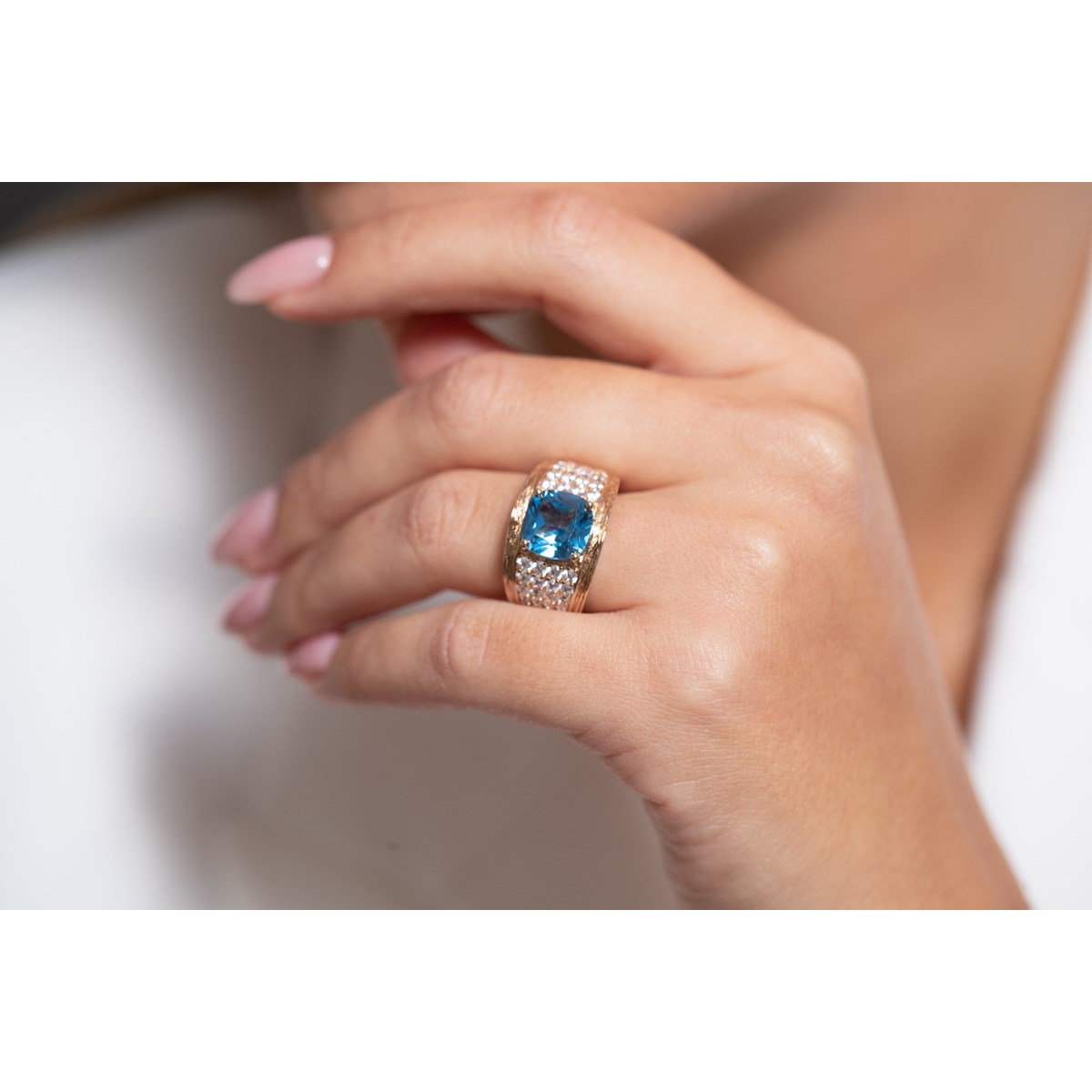 Bague MARGARET en Plaqué Or avec oxyde de zirconium bleu topaze - vue 3