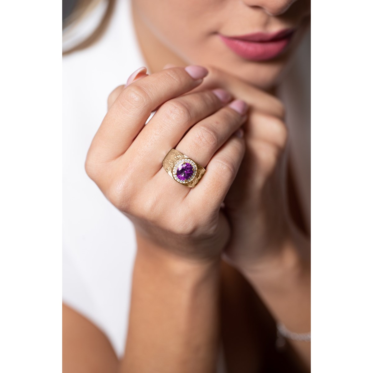 Bague VICTORIA en Plaqué Or avec oxyde de zirconium mauve amethyste - vue 2