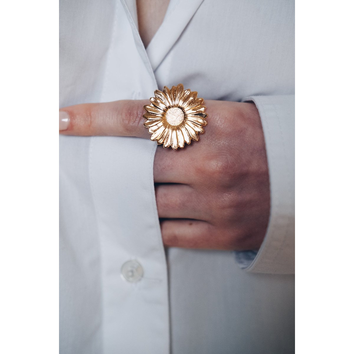 maxi bague fleur doré à l'or fin - MAÏA - vue 2