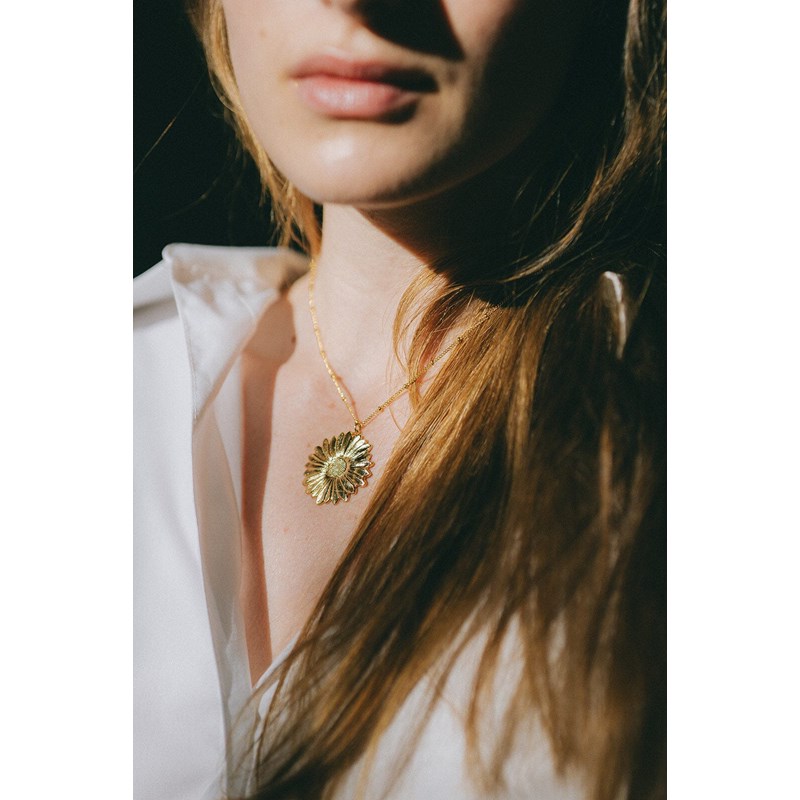collier fleur doré à l'or fin - MAÏA - vue 3