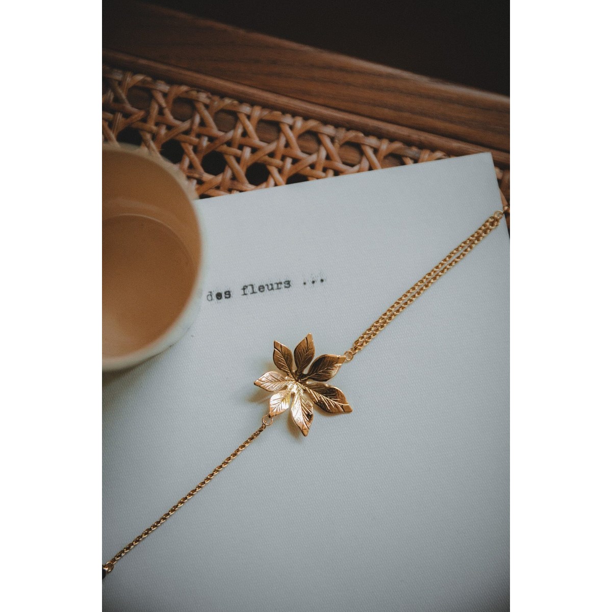 bracelet fleur doré à l'or fin - CHLORIS - vue 5