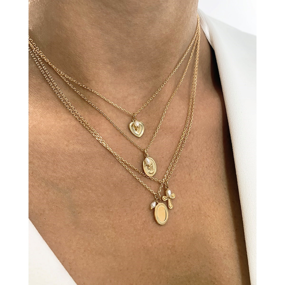 Collier médaille coeur doré à l'or fin 24K NEW CLÉA - vue 2