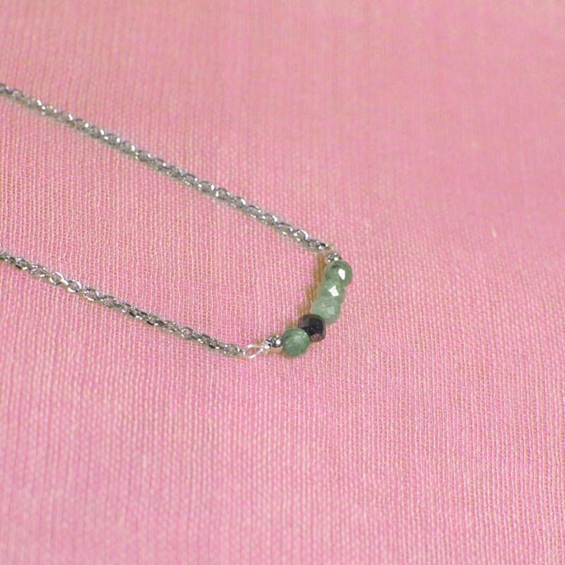 Collier Chaine Argent 925 Rhodié Quatre Perles Facettées d'Aventurine et Un Diamant Noir Facettée - vue 4