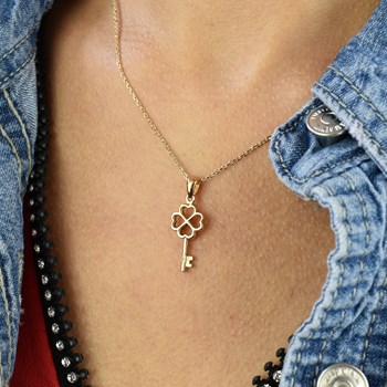 Harten sleutel ketting in de vorm van een klavertje Verguld 750 3 micron