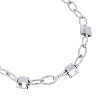 Verzilverd stalen halsketting met grote ringen en drie gladde hangers