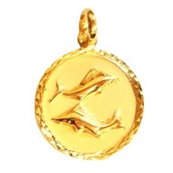 Pendentif médaille astrologique zodiaque Poissons en plaqué or
