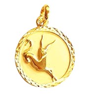 Pendentif médaille zodiaque astrologique Capricorne en plaqué or