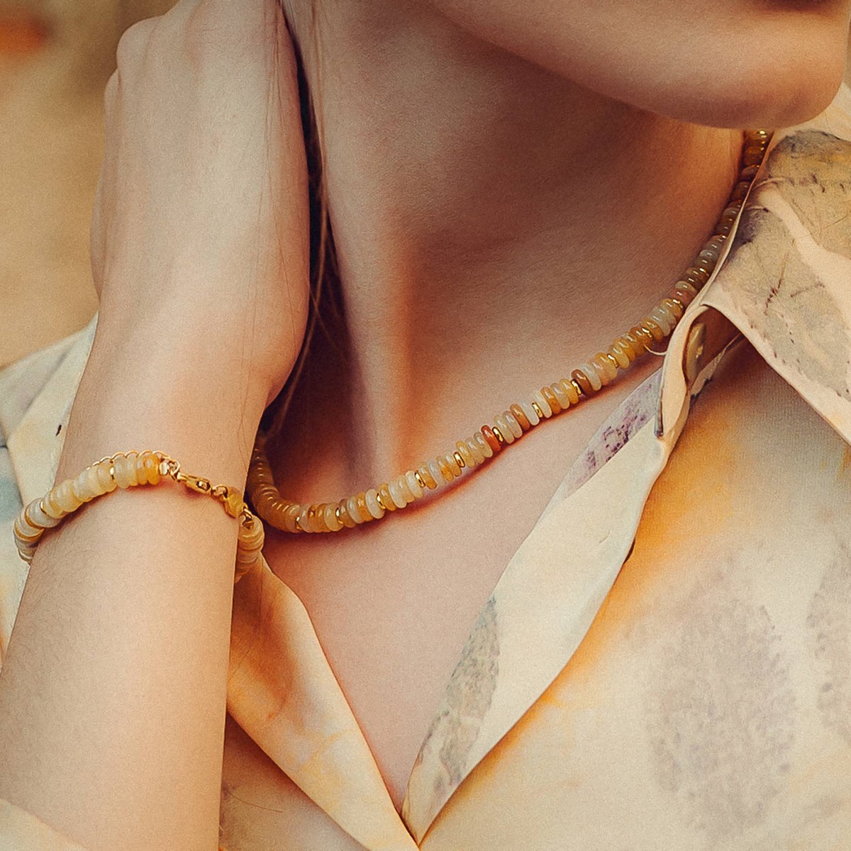 Collier, bracelet et boucles d'oreilles Blima en pierres Jade jaune - vue 2