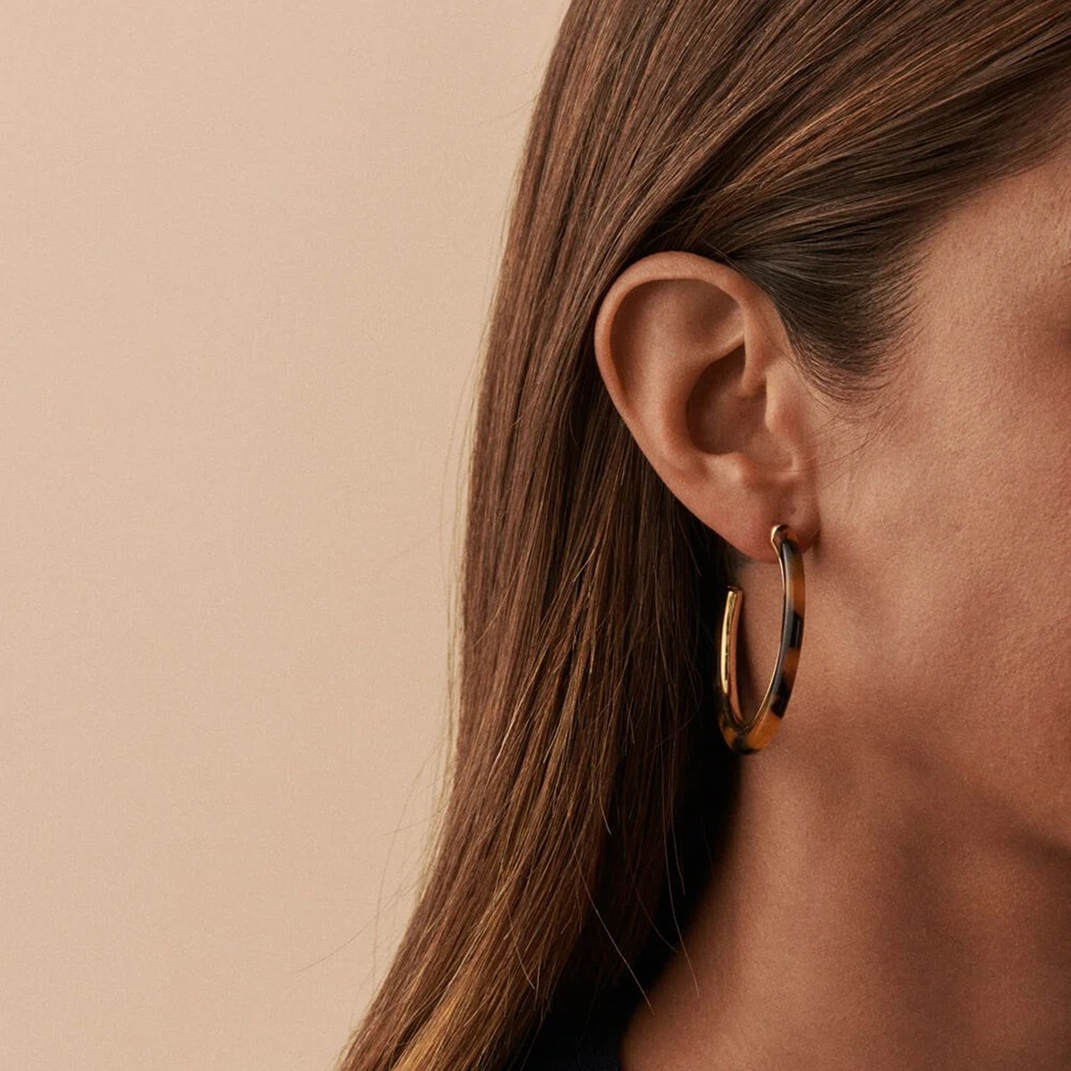 Boucles d'oreilles créoles Agatha résine écaille
Popcolor - vue 2