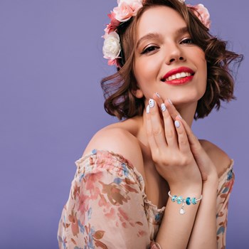 SC Crystal heart bracelet with hand-decorated glass bead charms