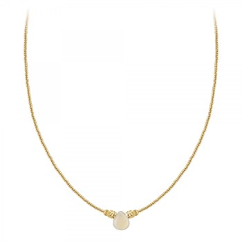 SC Bohème necklace adorned with rose quartz