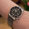 Monytre Seiko 5 Sports cadran noir SKX réédition - vue V2