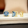 Boucles d'Oreilles Or 18 Carats 750/000 - Zirconiums Topaze Bleue-1322 - vue V3