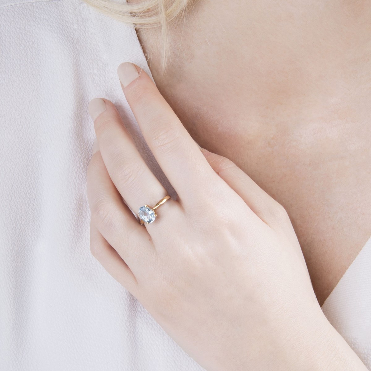 Bague Brillaxis or jaune 9 carats topaze - vue 3