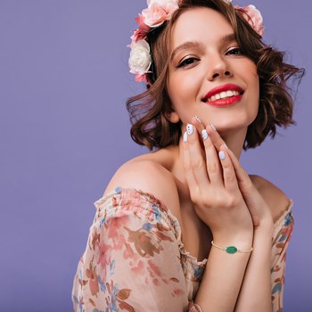 Armband van SC Bohème versierd met een malachietsteen