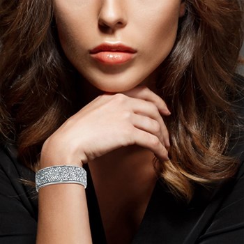 SC Crystal bracelet with sparkling crystals