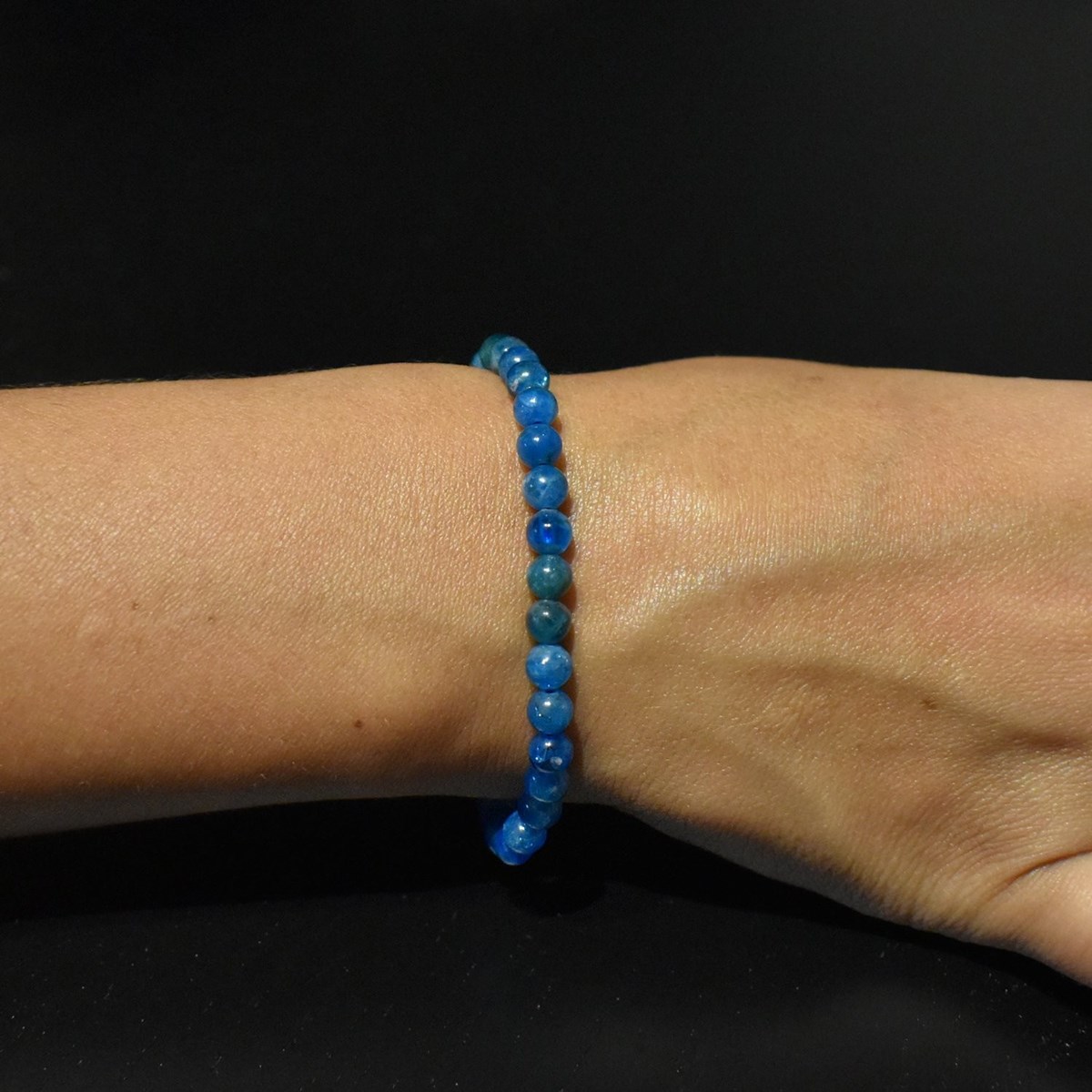 Bracelet en Apatite Bleue Éveillez Votre Créativité et Protégez Votre Énergie - vue 2