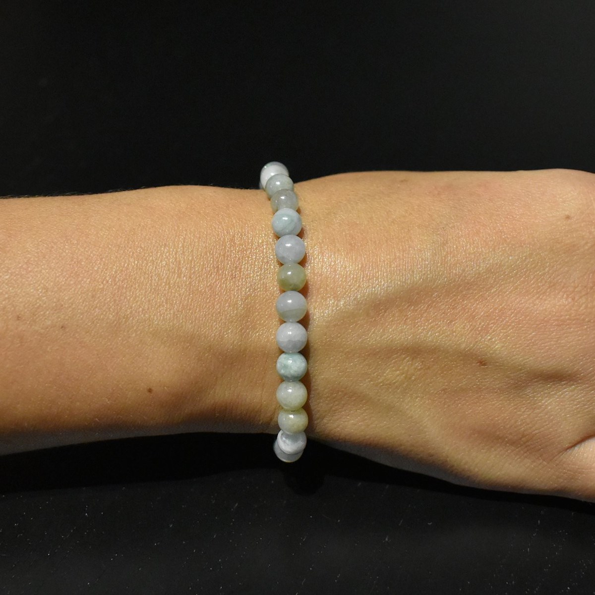 Bracelet en Jade de Birmanie Sérénité et Équilibre - vue 2