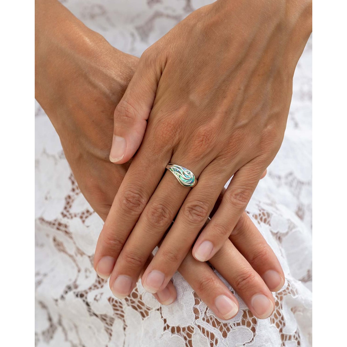 Bague Naia Argent 925 et Nacre Abalone | Design Vague Océane | Bijou Artisanal ADEN - vue 3