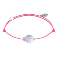 Bracelet Lien Petit Poisson en Nacre - Rose Fluo