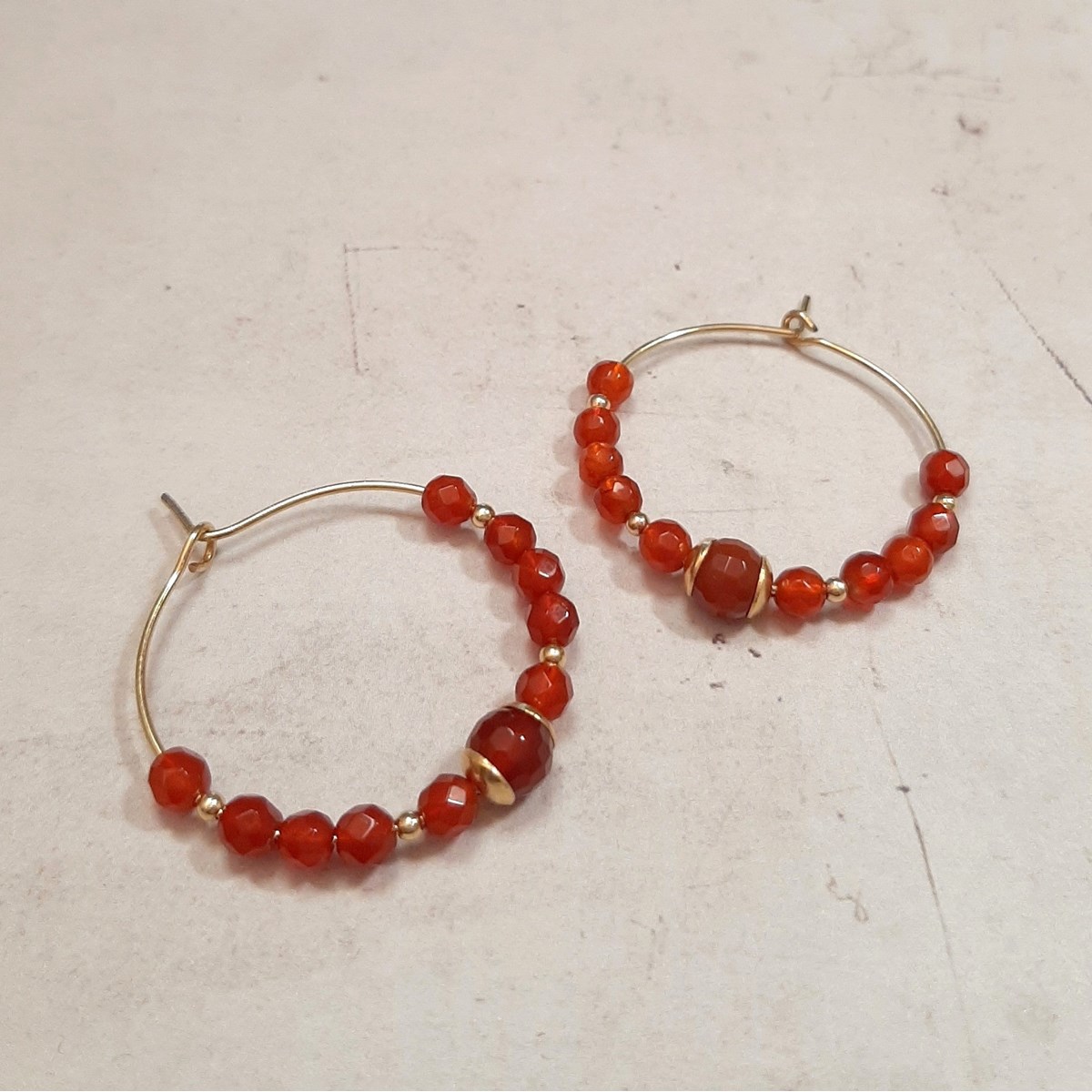 Boucles D'Oreilles Créoles en Cornaline et Argent 925 Doré - vue 2