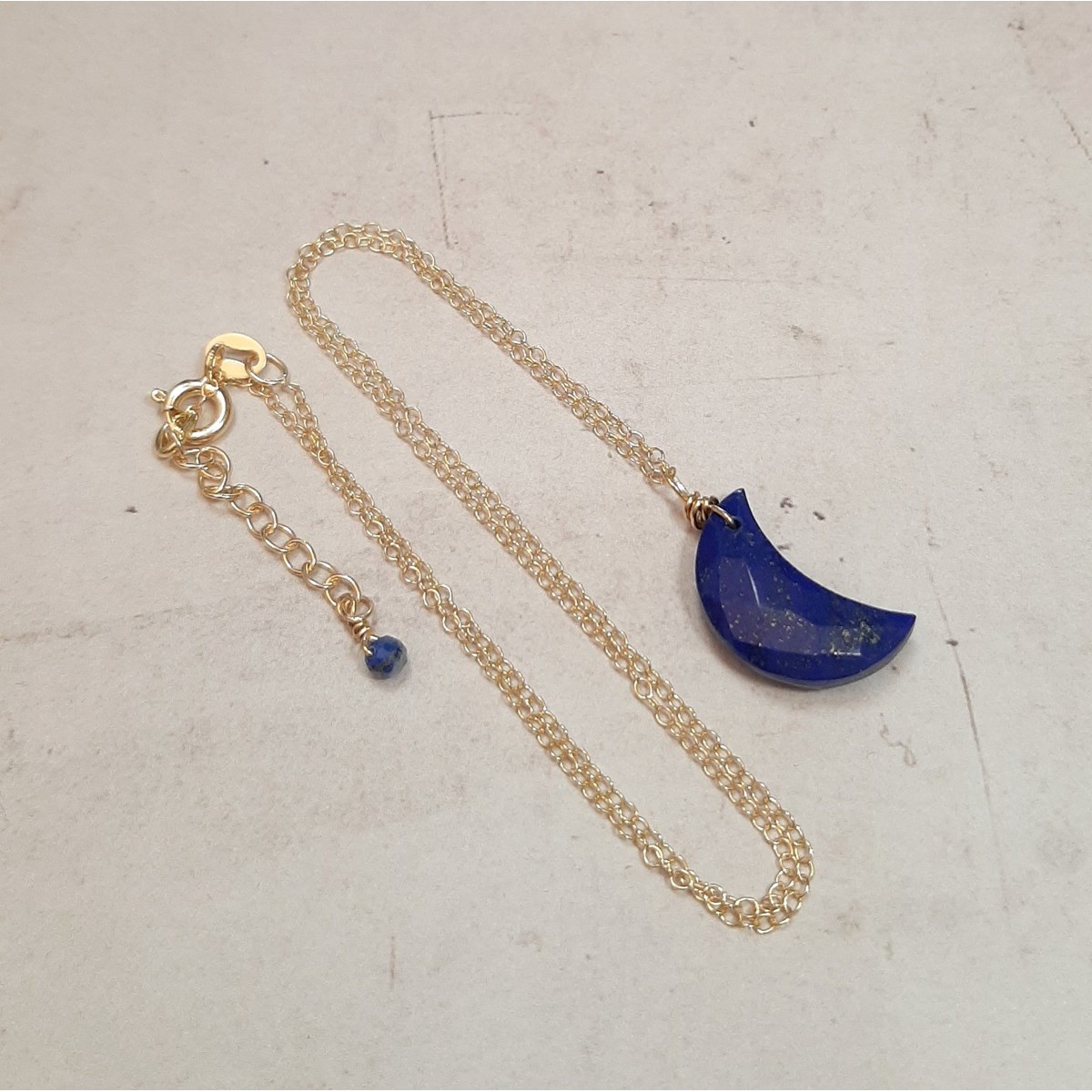 Collier Lune en Lapis-Lazuli et Argent 925 Doré - vue 3