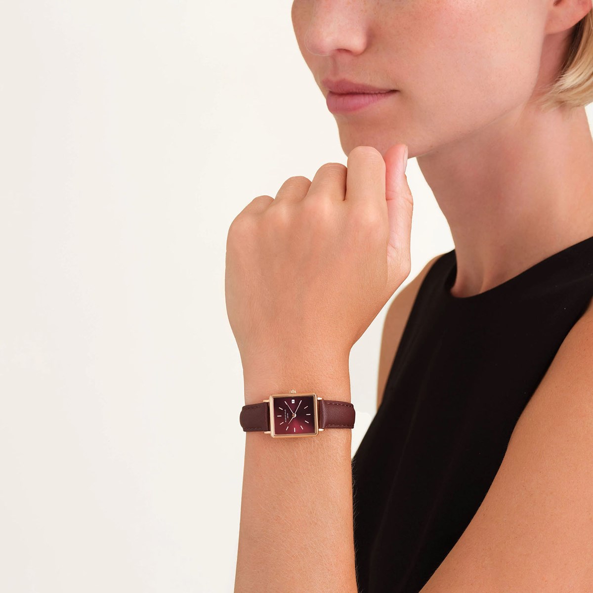 Montre femme Rosefield Boxy XS cuir marron foncé - vue 2