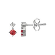 Boucles d'oreilles clous en Argent avec oxyde de zirconium rouge rubis