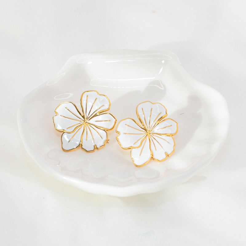 Boucles d'oreilles fleur blanche - vue 2