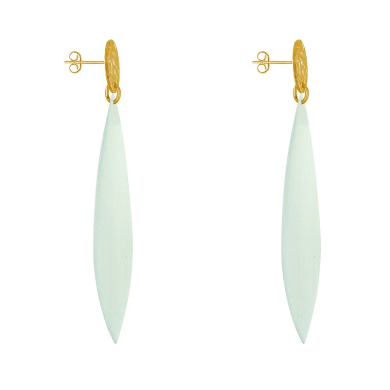 Boucles d'Oreilles Clous Métal Doré et Longue Pétale en Bois - vue 3
