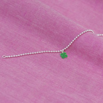 925 Sterling Silver Small Pearls Bracelet with Green Enameled Mini Clover Charm