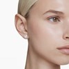 Clous d'oreilles Ariana Grande x Swarovski Angelic_x000D_
coeurs argentés - vue V2