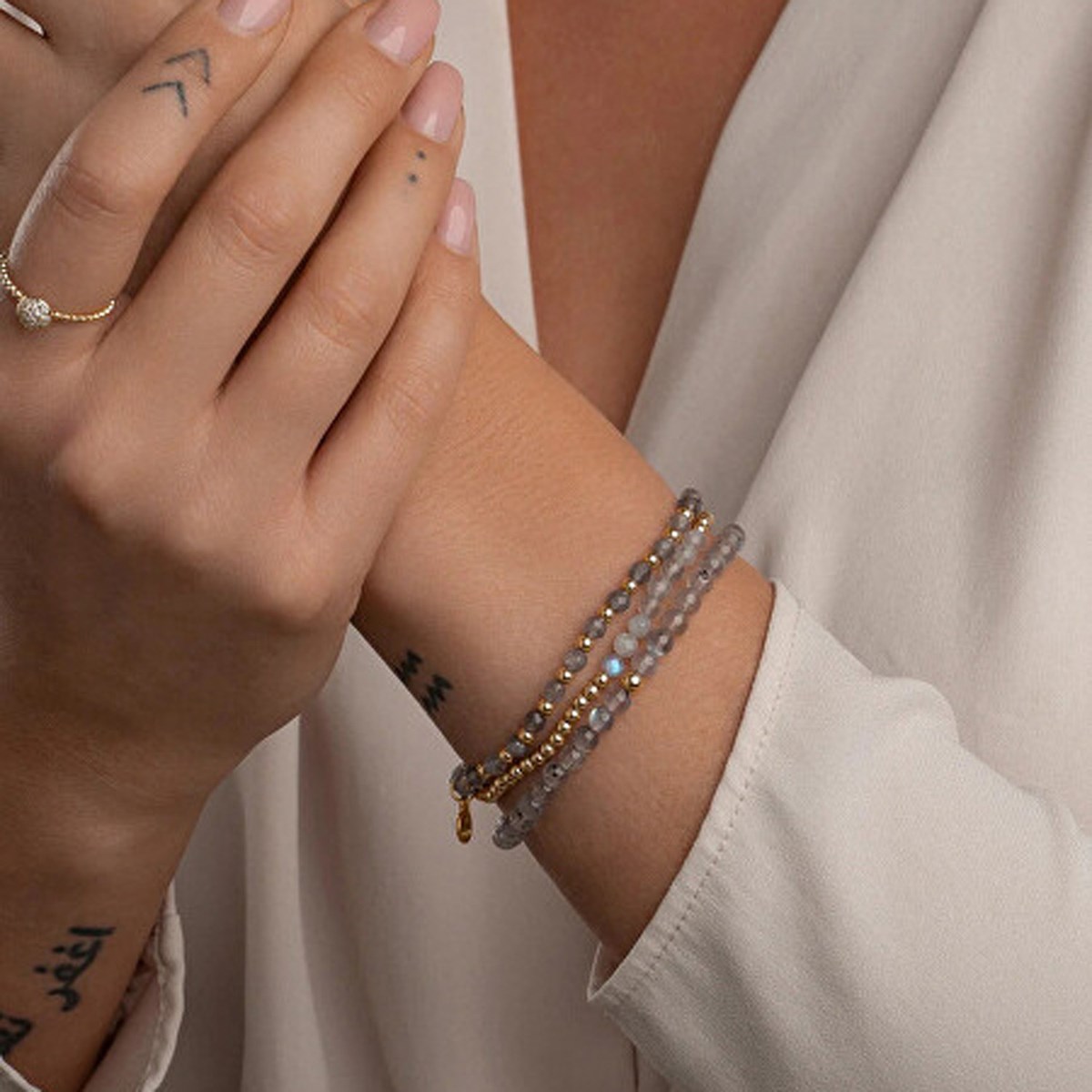 Bracelet Sparkling Jewels Saturne Small
Labradorite argent plaqué or - vue 2